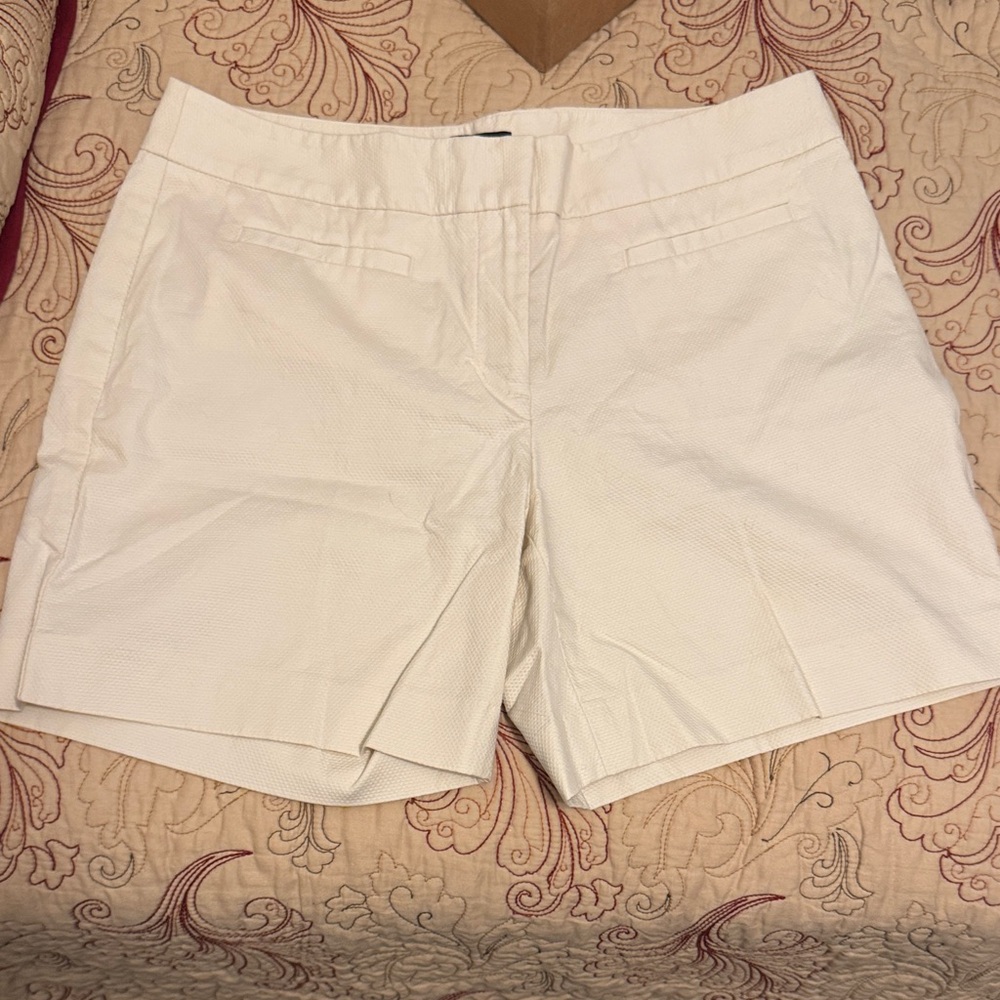 Talbots Women's Cream Shorts